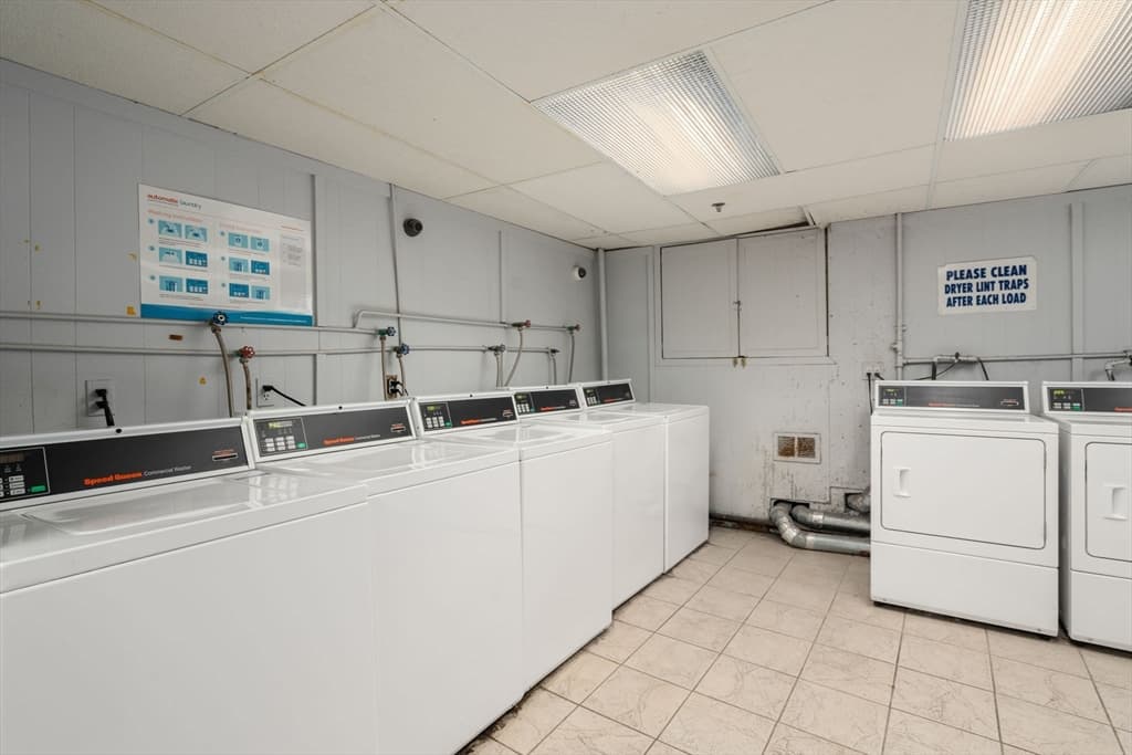 285 Lynn Shore Dr # 402, Lynn MA 01902 photo 17