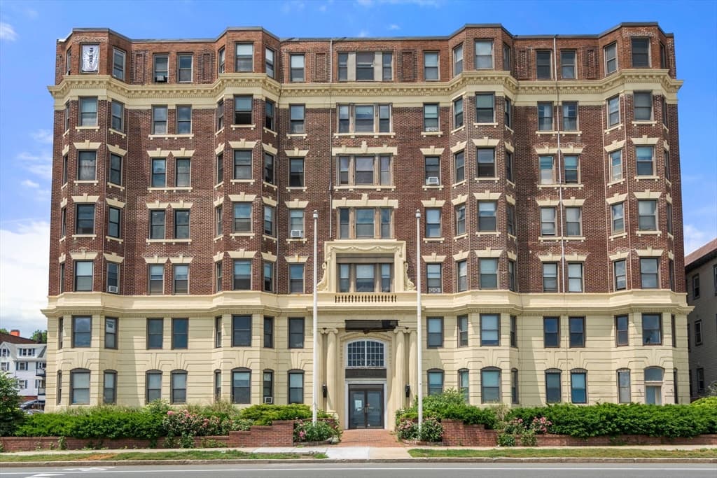 285 Lynn Shore Dr # 402, Lynn MA 01902 photo 18
