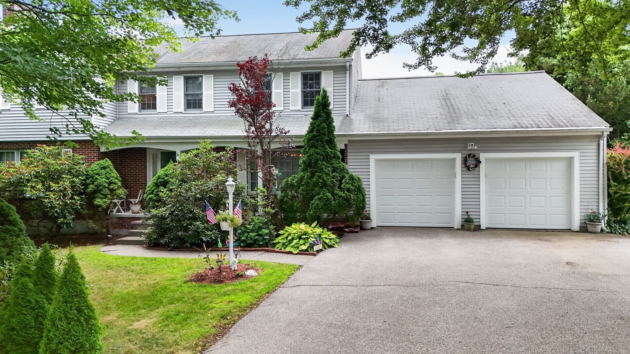 16 Hill St, Shrewsbury MA 01545