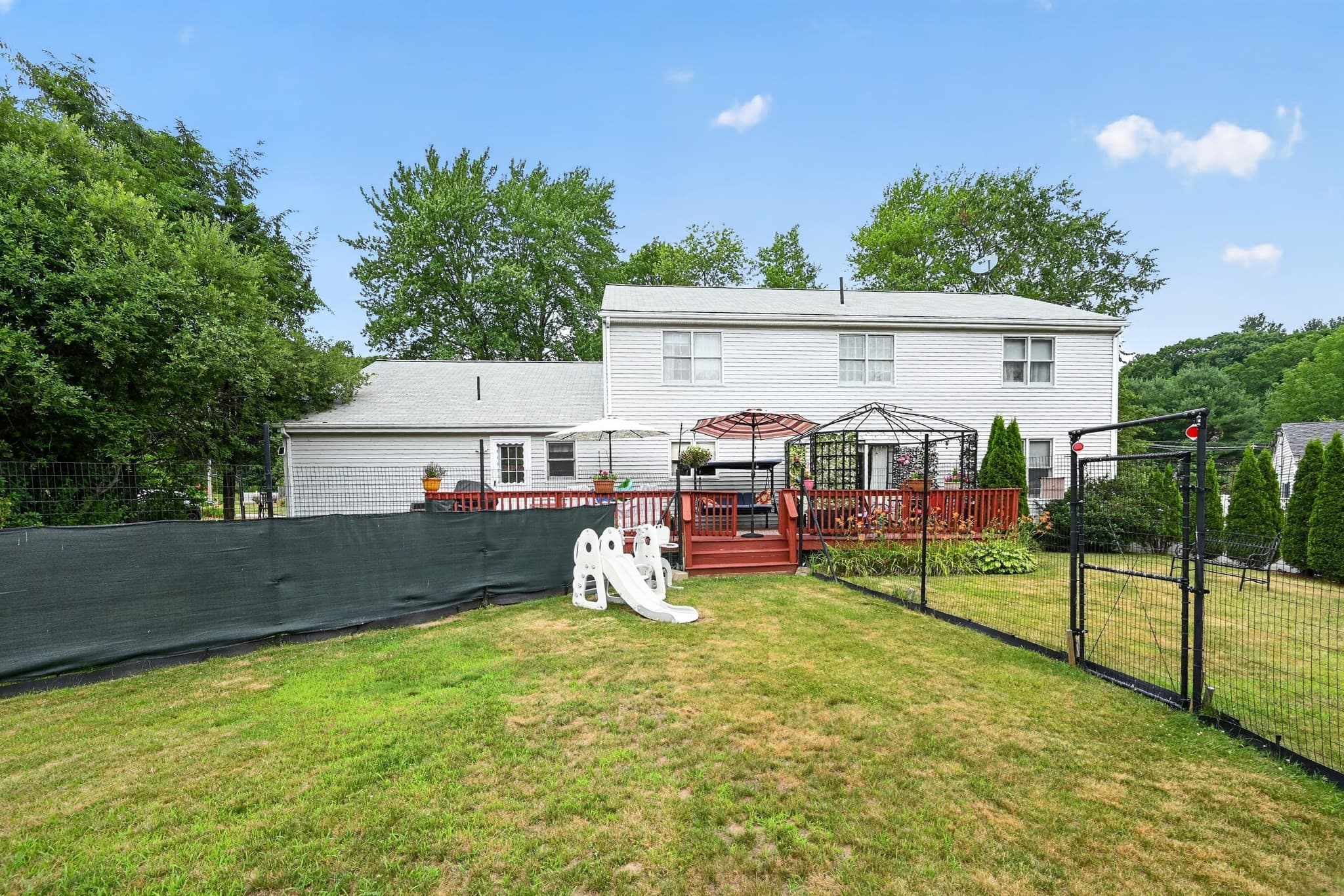 Single Family Residence at 16 Hill St, Shrewsbury MA 01545, photo 30 of 42