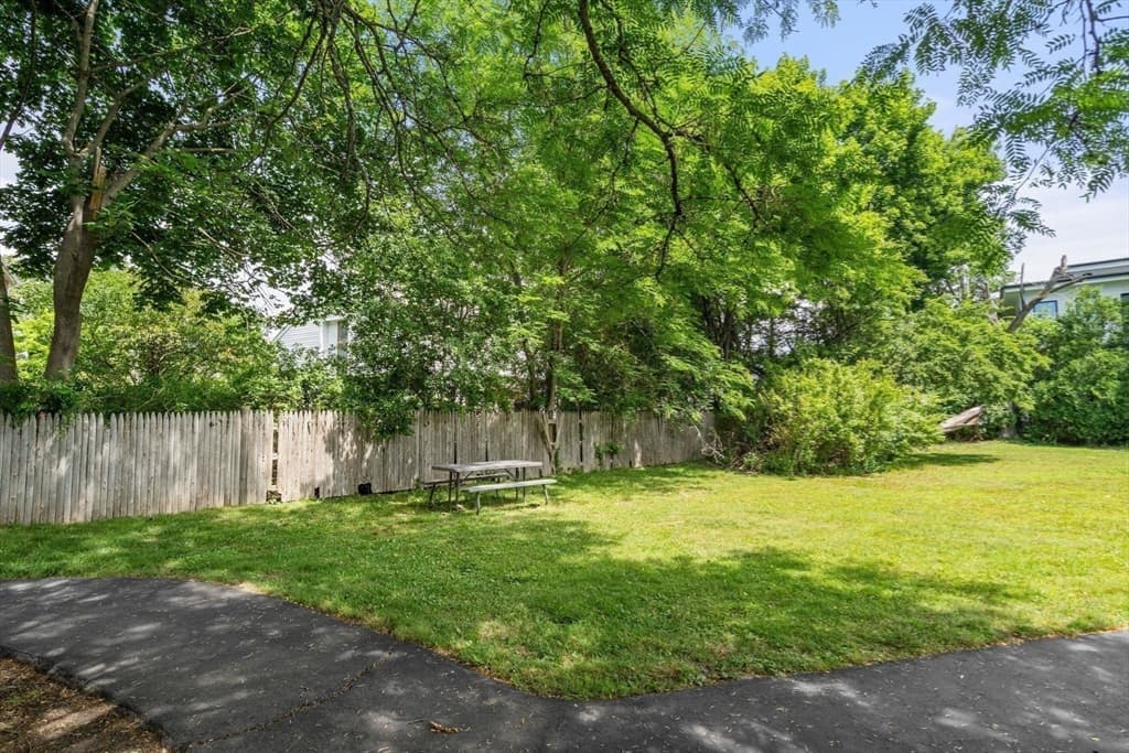 655 Saw Mill Brook Prkwy # 20, Newton MA 02459 photo 15