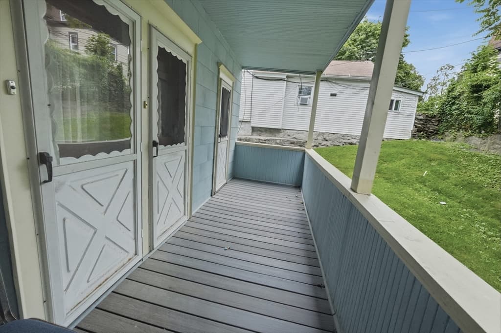 54 Shelby Street, Worcester MA 01605 photo 37