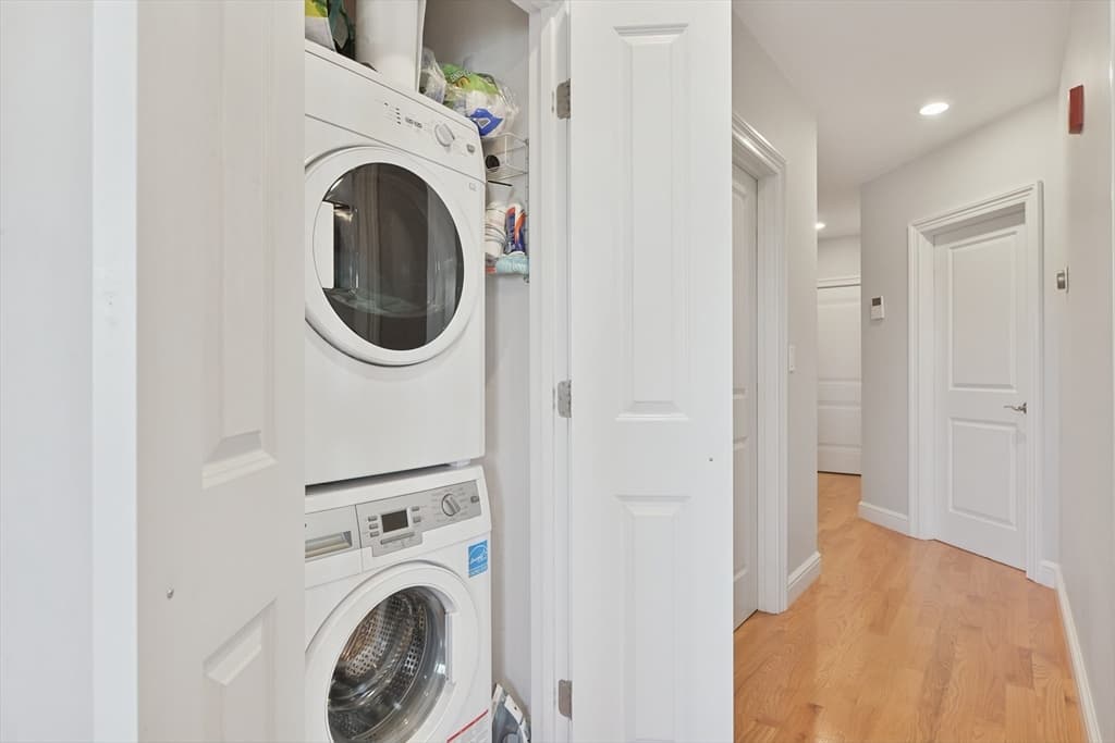 Condominium at 214-216 E Eagle St # 5, Boston MA 02128, Boston, photo 13 of 16