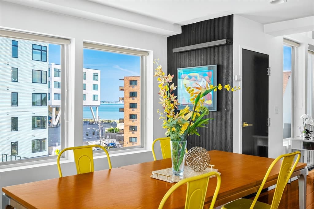 Condominium at 10 Ocean Avenue # 414, Revere MA 02151, photo 3 of 39