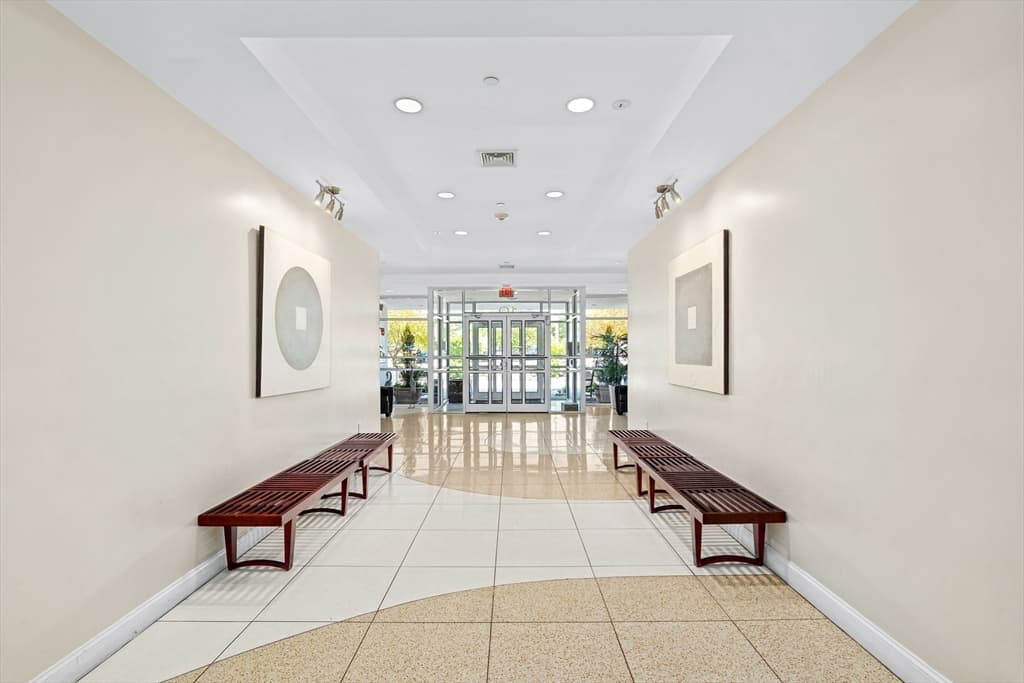 Condominium at 10 Ocean Avenue # 414, Revere MA 02151, photo 34 of 39