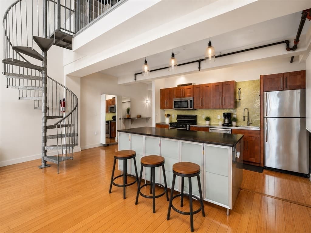 Condominium at 156 Porter Street # 408, Boston MA 02128, Boston, photo 4 of 17