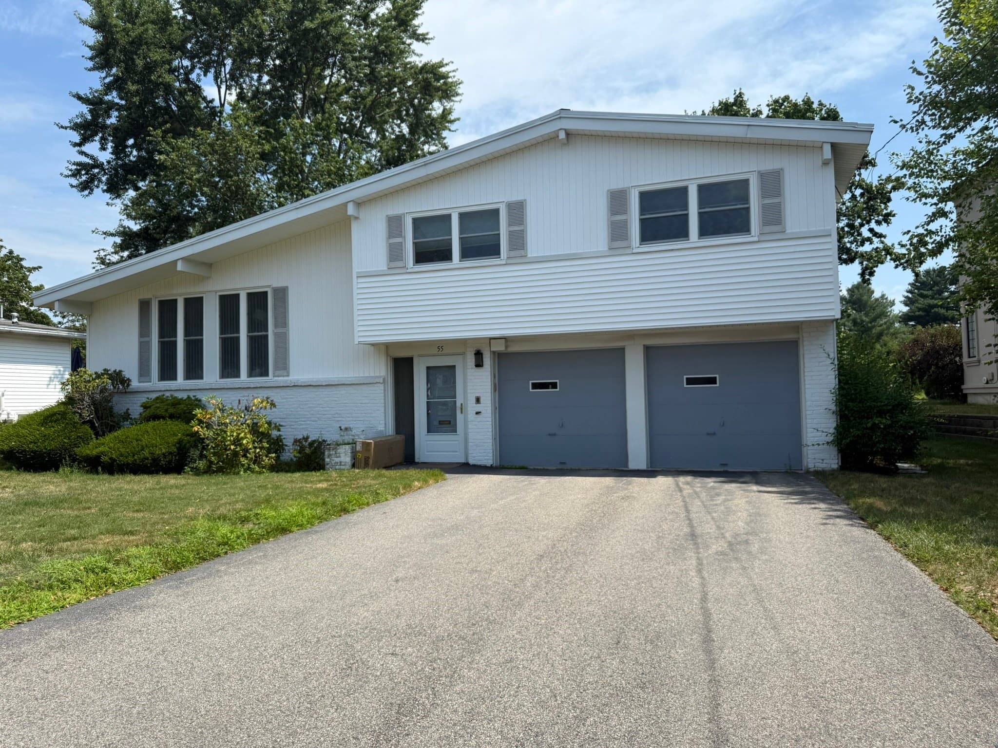 55 Esty Farm, Newton MA 02459