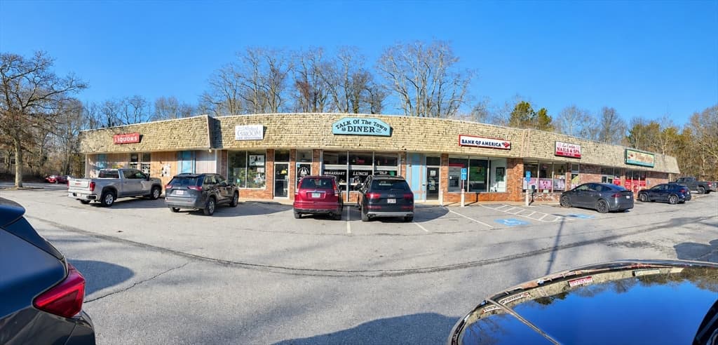 362 N Falmouth Hwy, Falmouth MA 02556