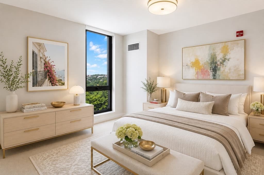 Condominium at 80-82 Fenwood Rd # 913, Boston MA 02115, Boston, photo 6 of 21