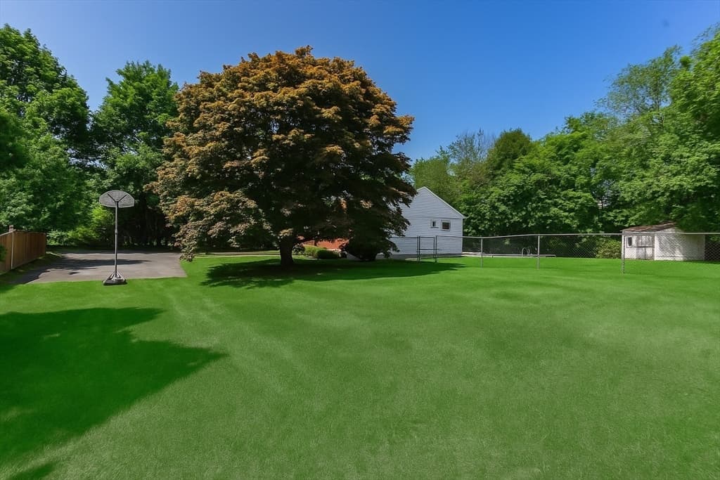 80 Forest Street, Saugus MA 01906 photo 2