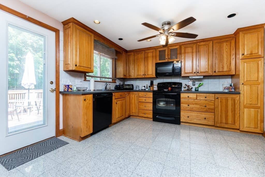 80 Forest Street, Saugus MA 01906 photo 6