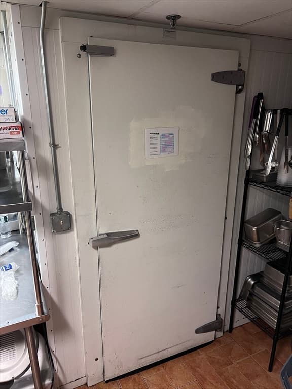 227 Hanover Street, Boston MA 02113 photo 4