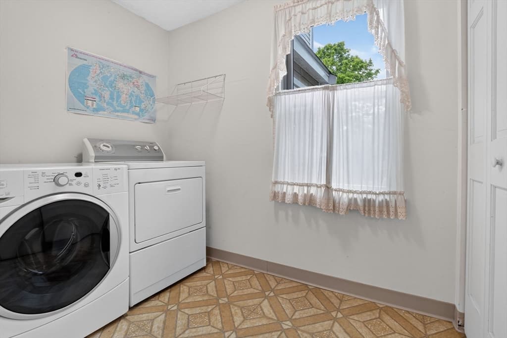 19 Schooner Ln # 19, Quincy MA 02171 photo 24