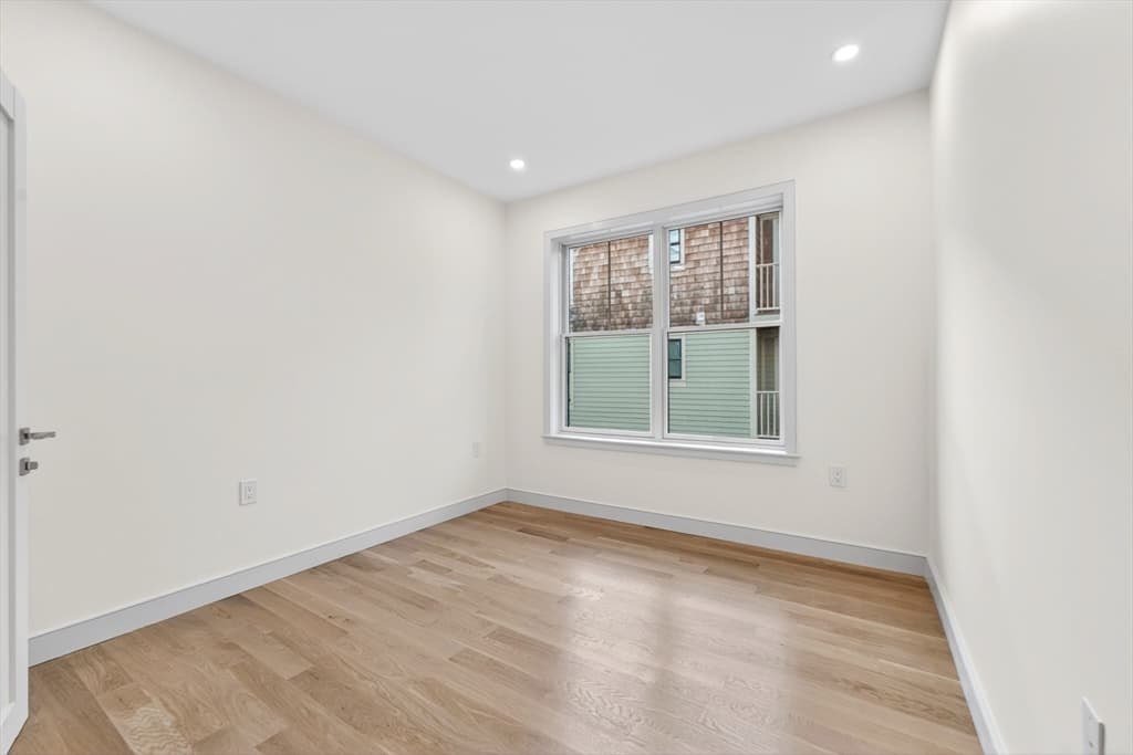 21B Kent Court # B, Somerville MA 02143 photo 22