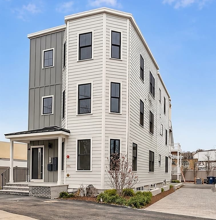 21B Kent Court # B, Somerville MA 02143 photo 3