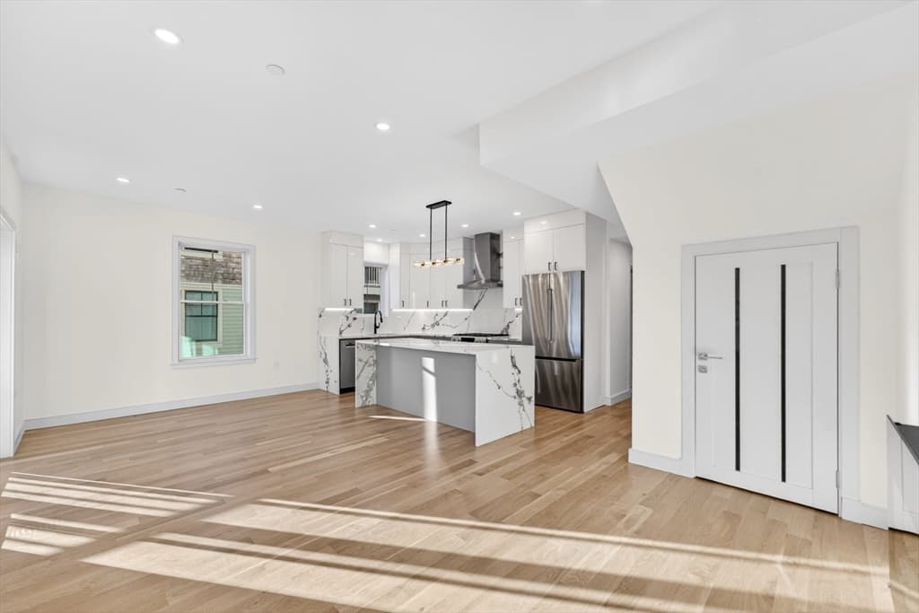21B Kent Court # B, Somerville MA 02143 photo 15