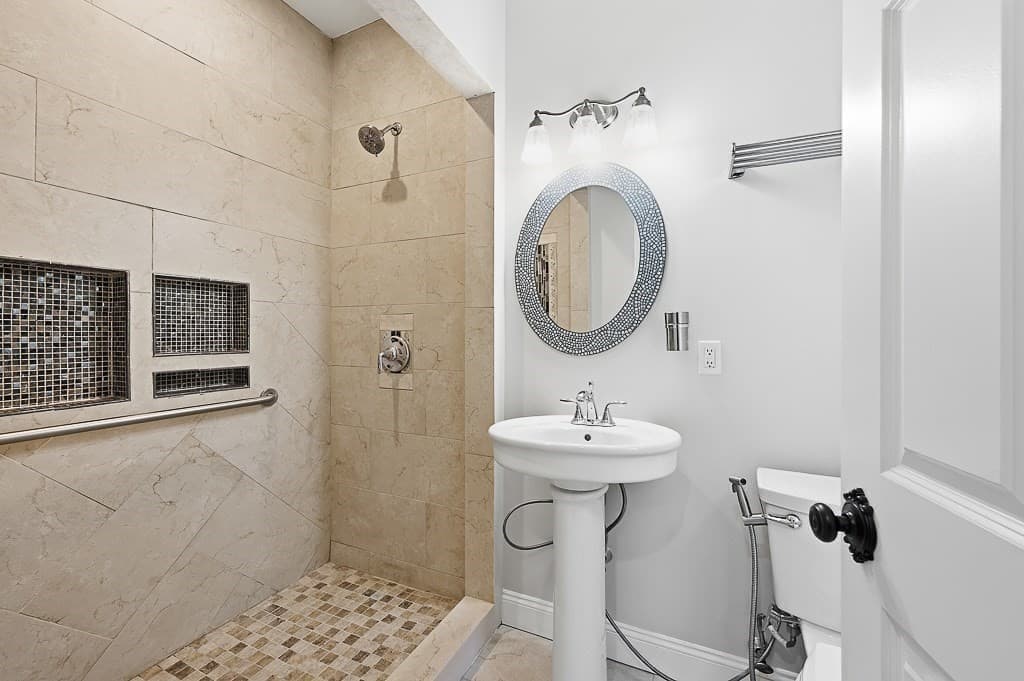 98-R Walnut Street, Shrewsbury MA 01545 photo 15