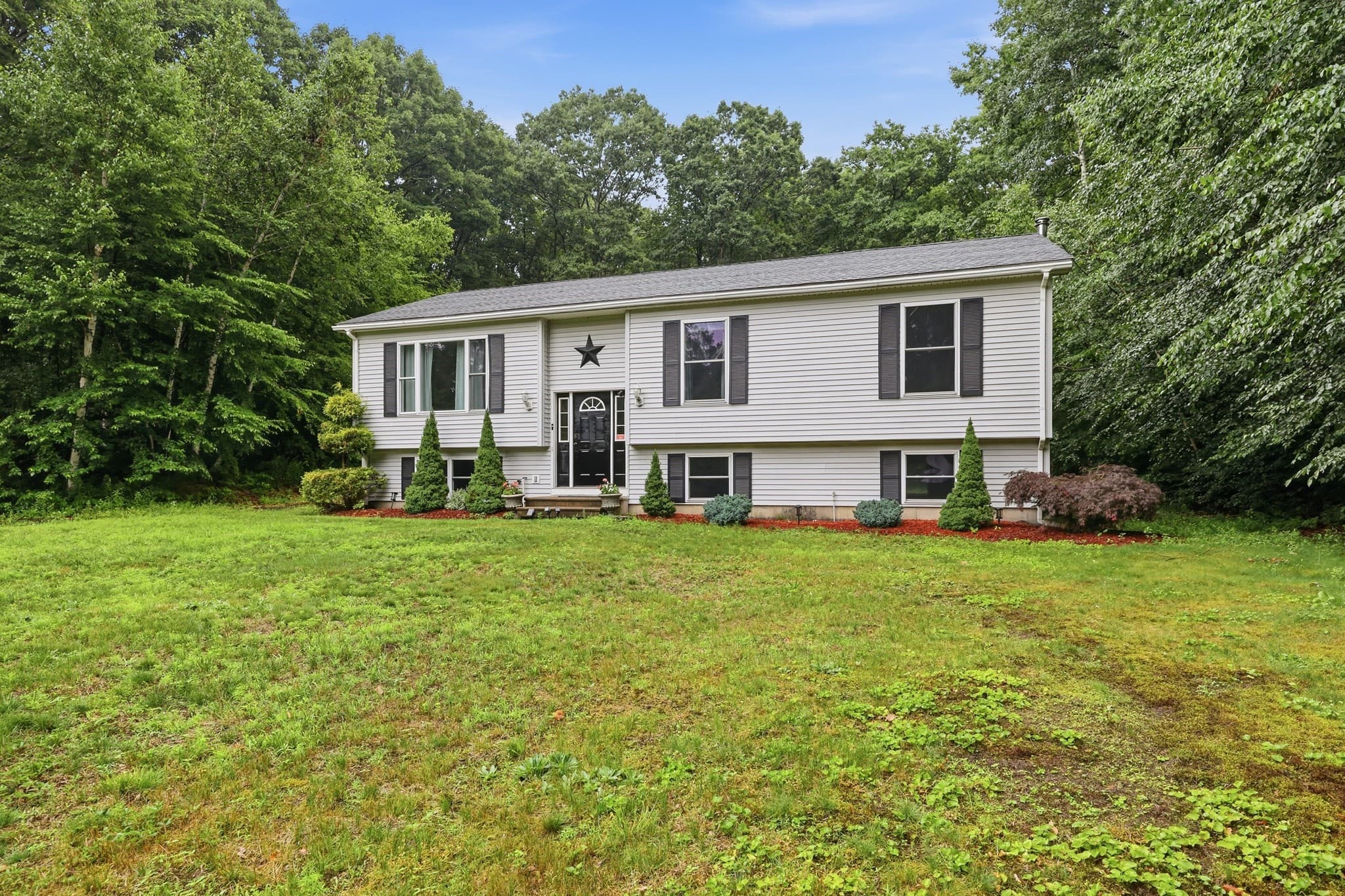 Single Family Residence at 570 Woodland Way, Russell MA 01071, photo 3 of 35