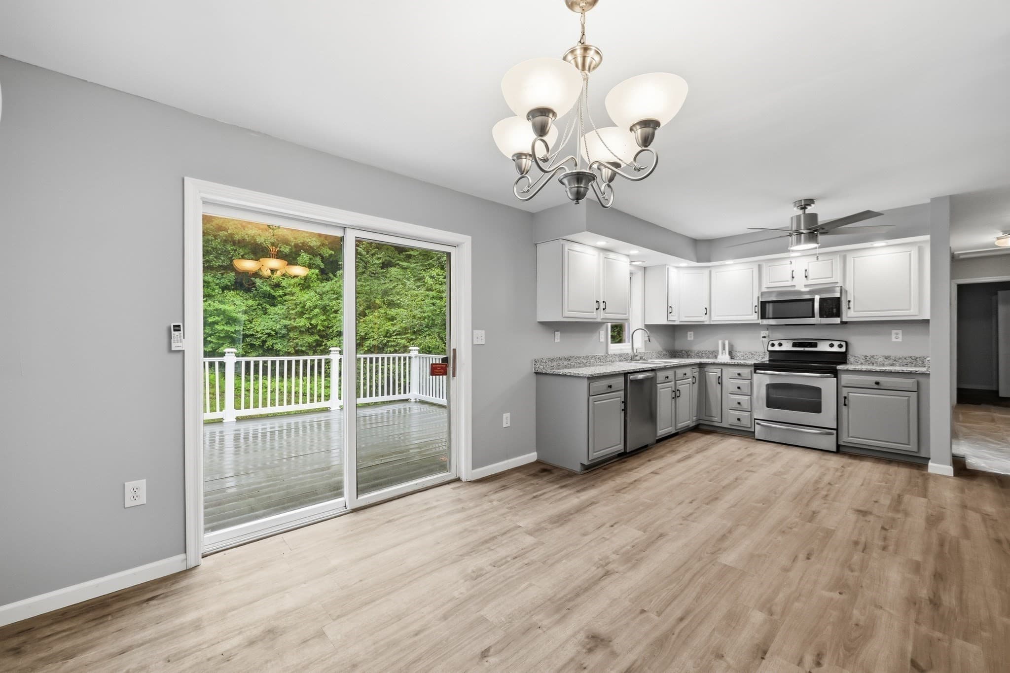 Single Family Residence at 570 Woodland Way, Russell MA 01071, photo 4 of 35
