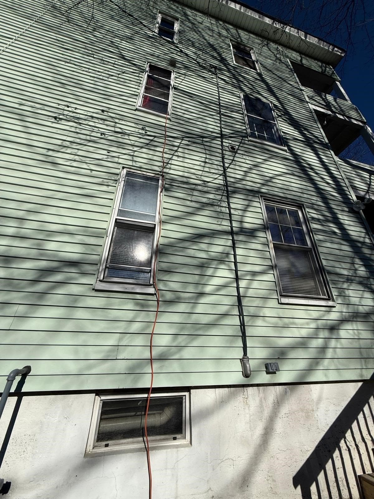 3 Family - 3 Units Up/Down at 21-23 Omena Pl, Fitchburg MA 01420, photo 15 of 21