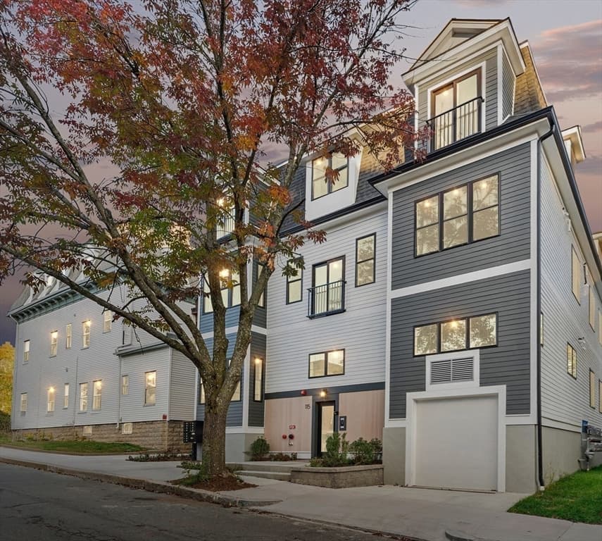 115 Thurston St # I, Somerville MA 02145