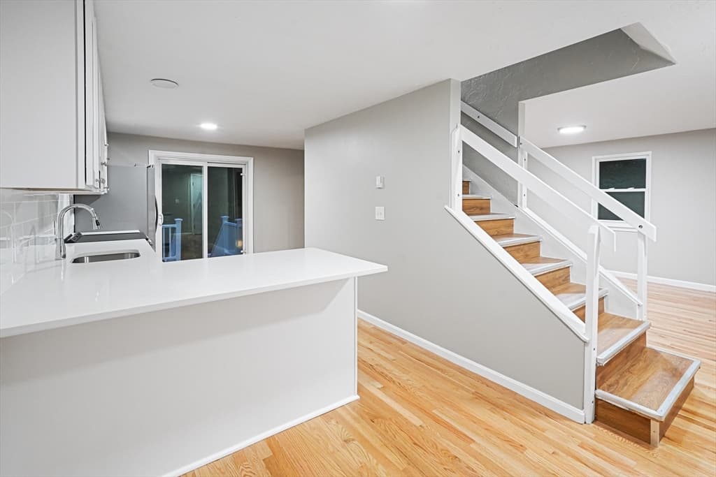 9 Debra Ln # 1, Bellingham MA 02019 photo 6