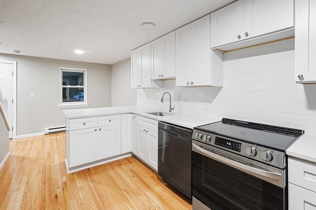 9 Debra Ln # 1, Bellingham MA 02019 photo 8
