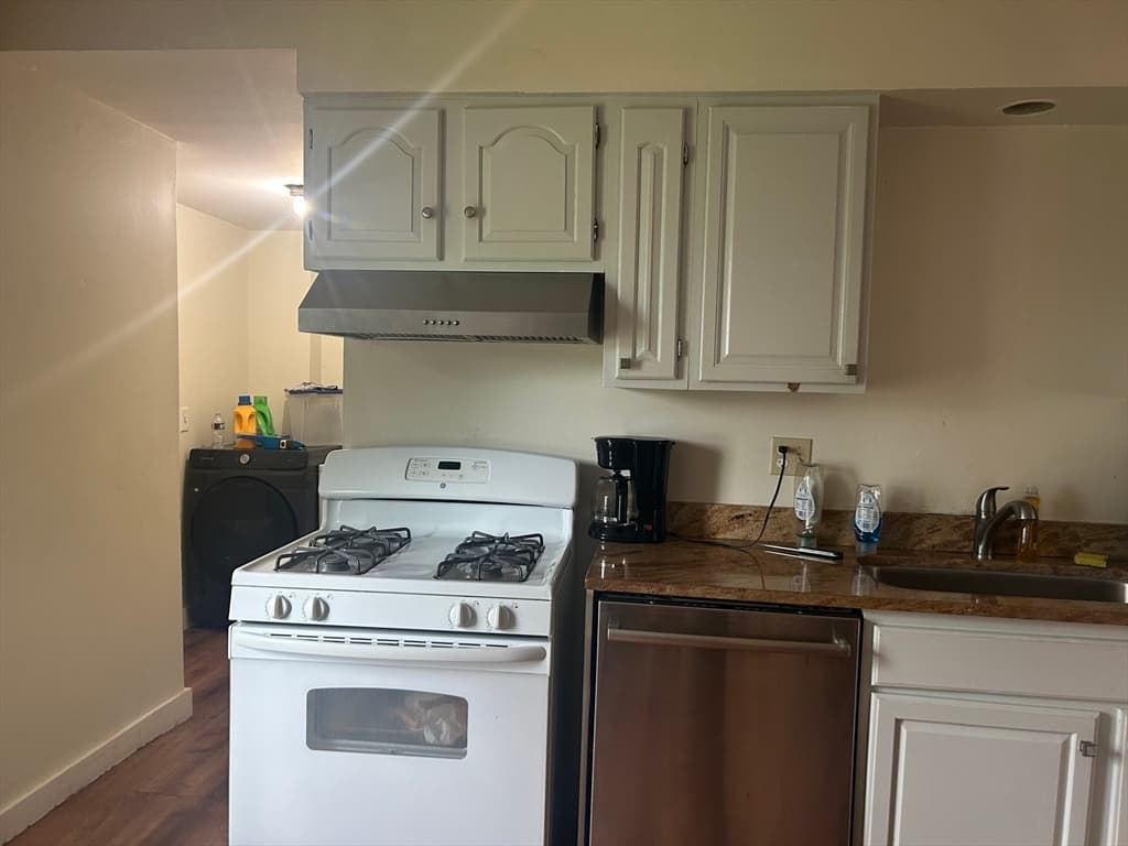 105 Spruce Street, Leominster MA 01453 photo 6