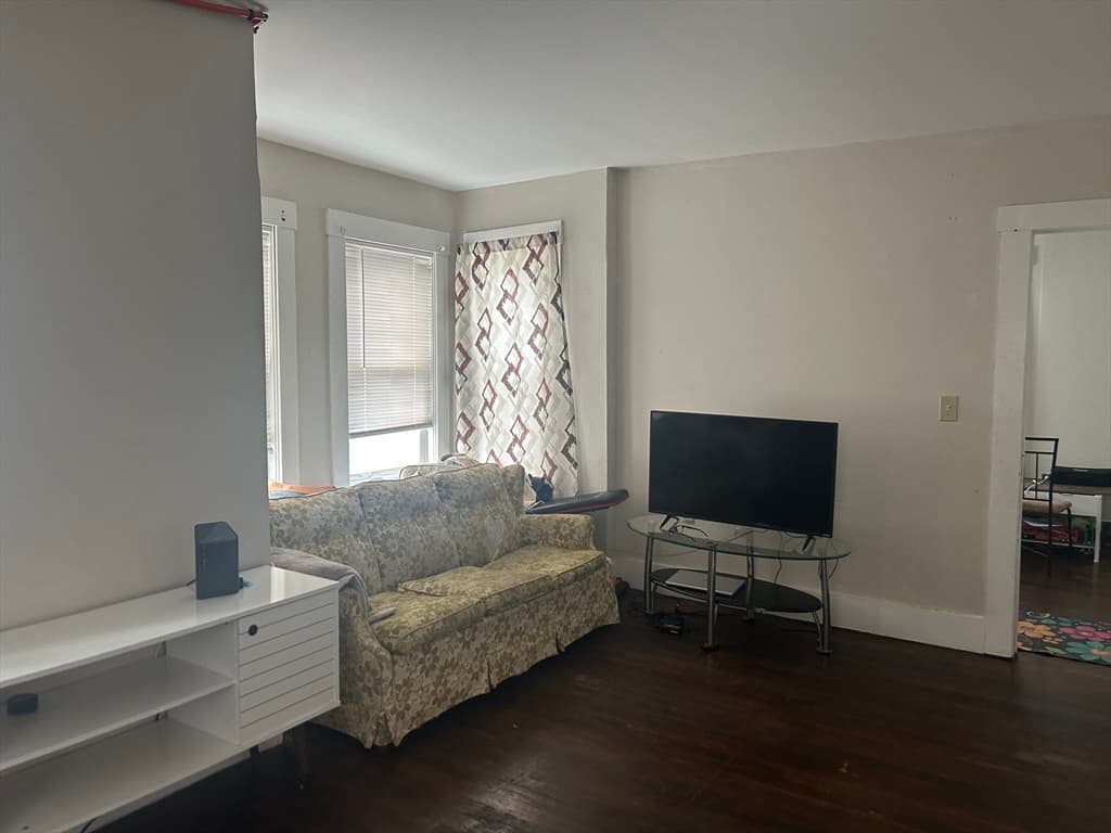105 Spruce Street, Leominster MA 01453 photo 7