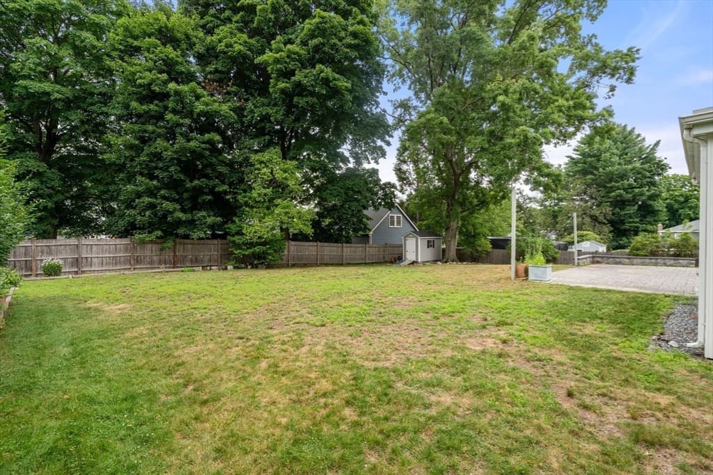 79 Grove St, Winchester MA 01890 photo 30