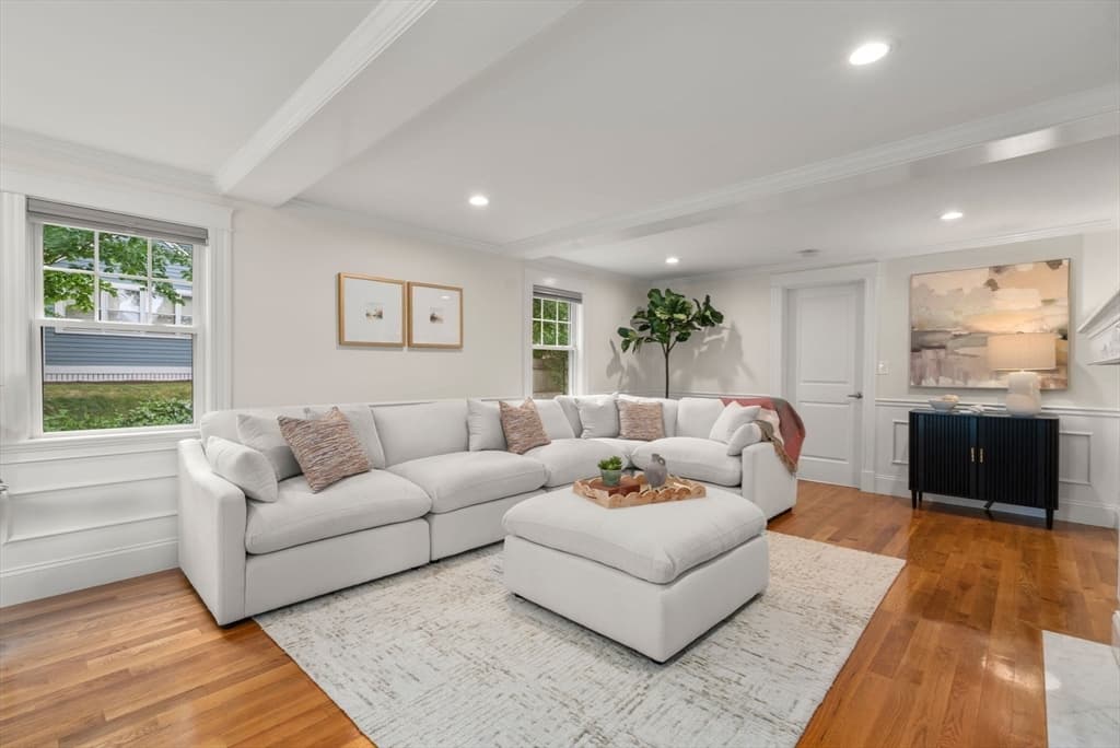 79 Grove St, Winchester MA 01890 photo 10