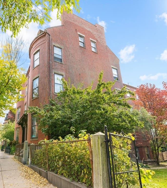 46 High St, Boston MA 02129 photo 2