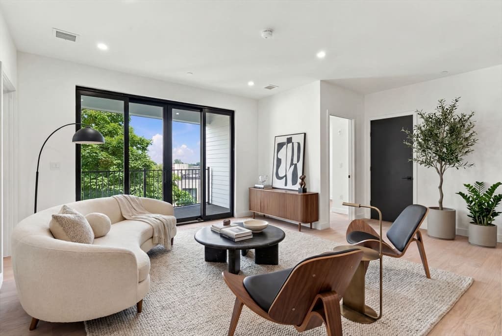 Condominium at 22 High Street # 203, Boston MA 02122, Boston, photo 5 of 28
