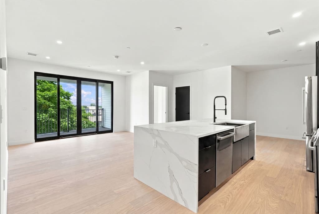 Condominium at 22 High Street # 203, Boston MA 02122, Boston, photo 24 of 28
