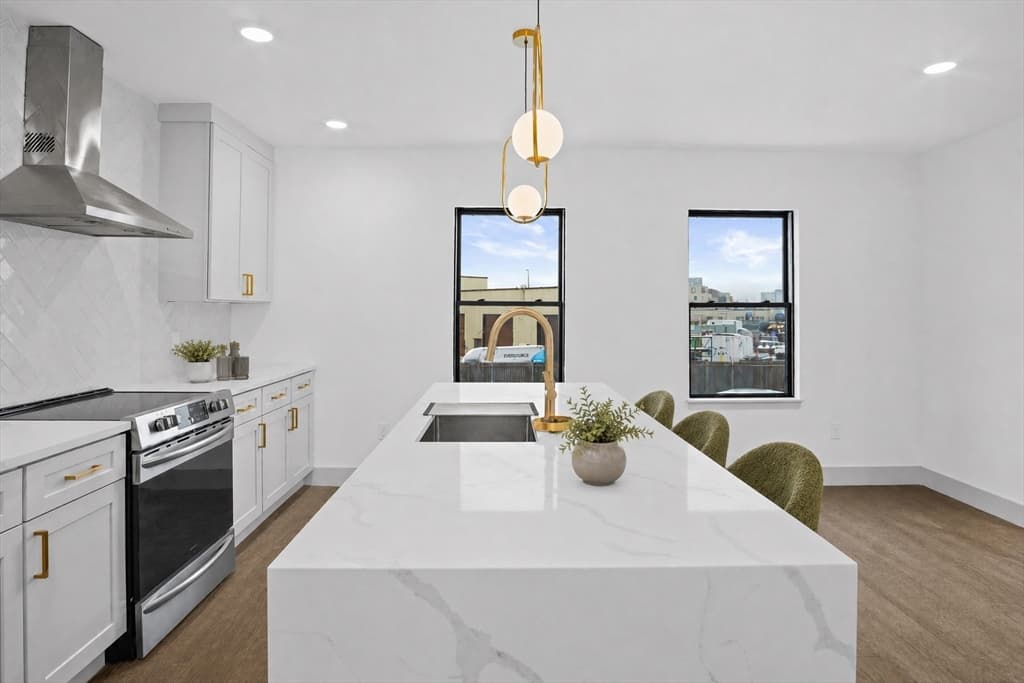 Condominium at 127 E Cottage St # 3, Boston MA 02125, Boston, photo 3 of 18