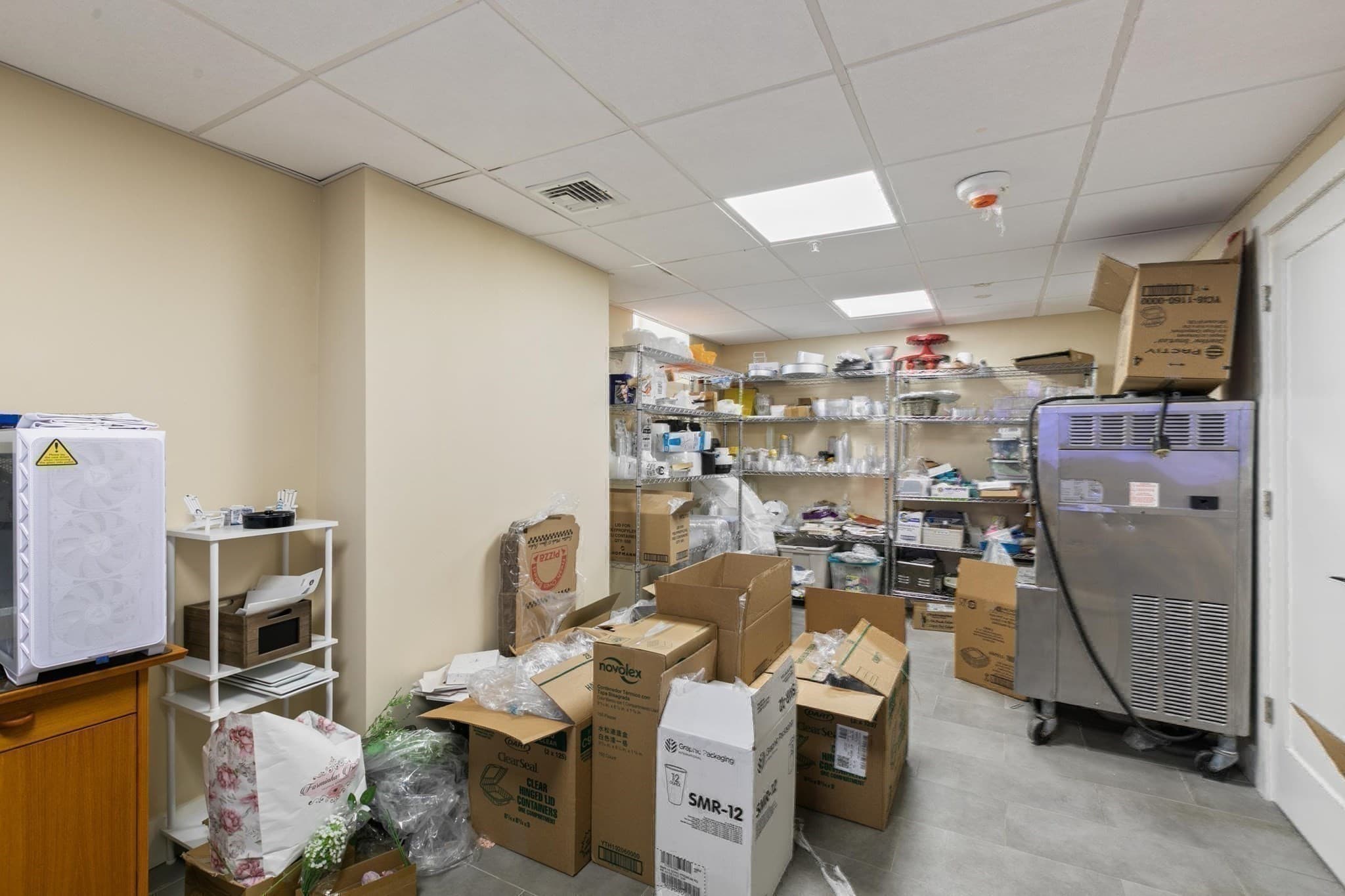 Commercial Sale at 98 Main St, Peabody MA 01960, Peabody, photo 26 of 41