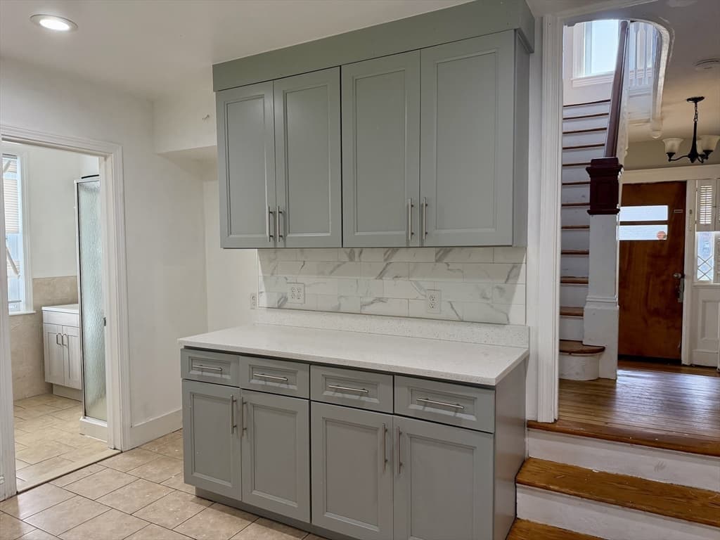31 Stoneland Rd, Worcester MA 01603 photo 5