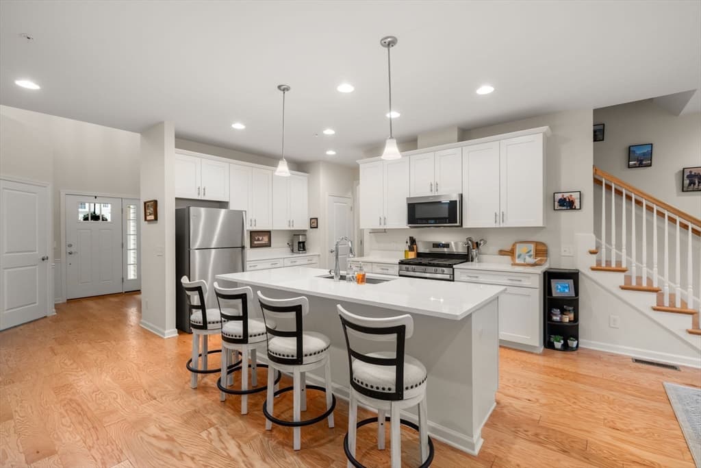 56 Shannon Way # 56, Upton MA 01568 photo 7