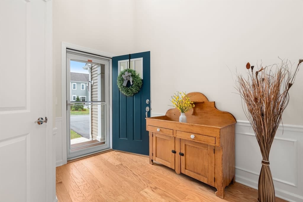 56 Shannon Way # 56, Upton MA 01568 photo 3