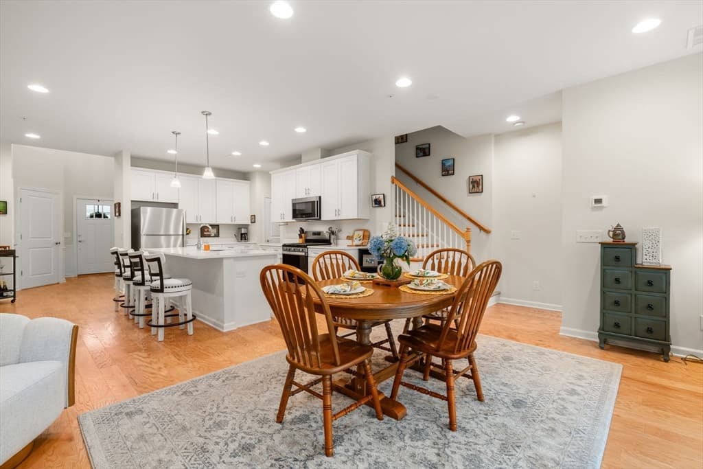 56 Shannon Way # 56, Upton MA 01568 photo 8