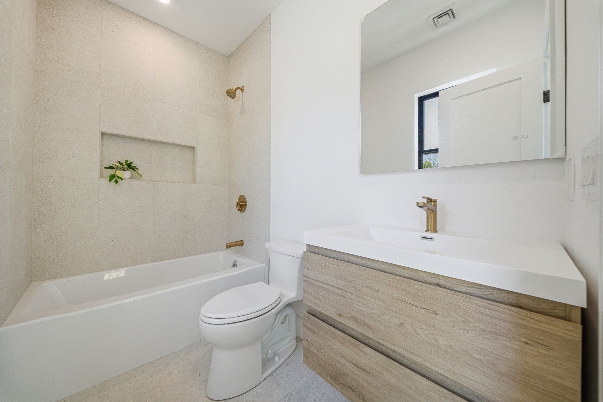 Single Family Residence at 28 Chandler, Newton MA 02464, photo 16 of 26
