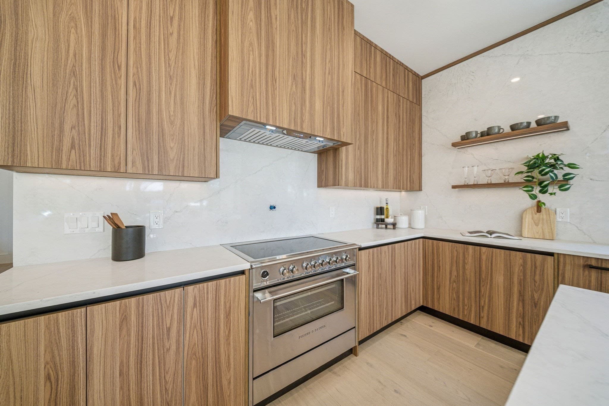 Single Family Residence at 28 Chandler, Newton MA 02464, photo 5 of 26