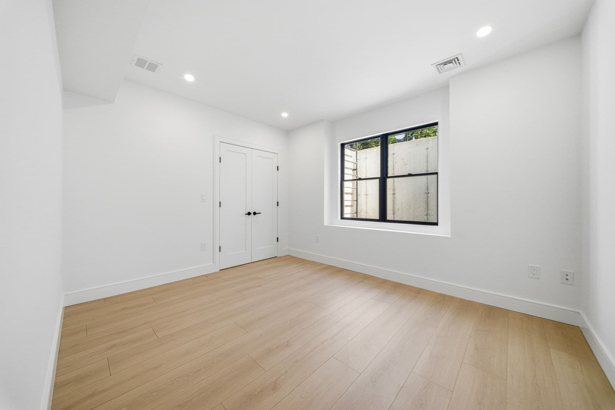 Single Family Residence at 28 Chandler, Newton MA 02464, photo 21 of 26