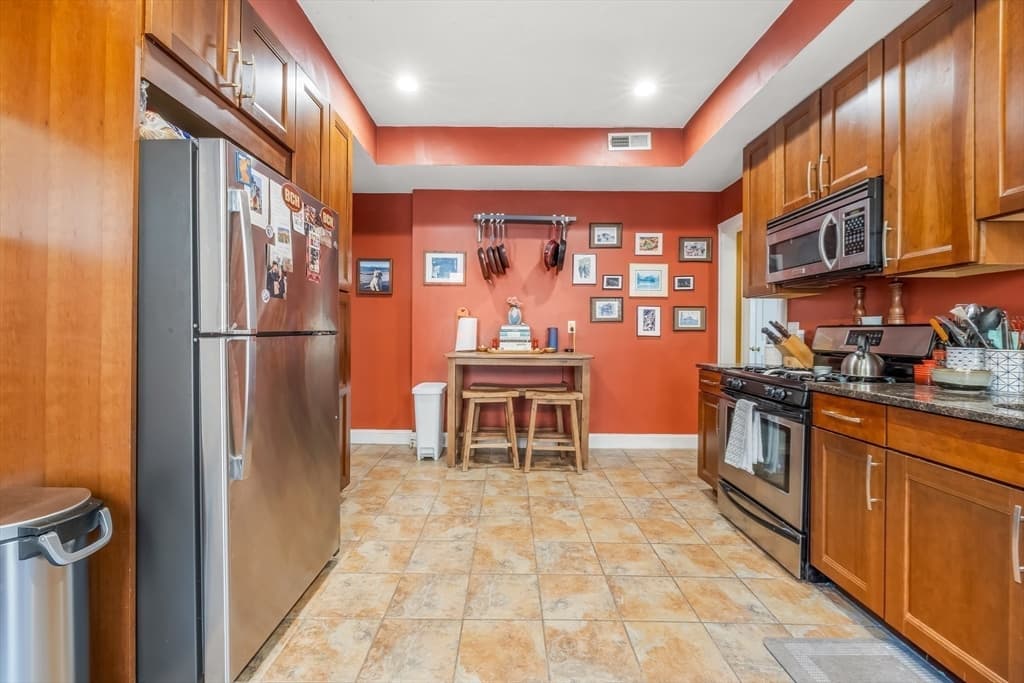 Condominium at 71 Romsey St # 2, Boston MA 02125, Boston, photo 4 of 25