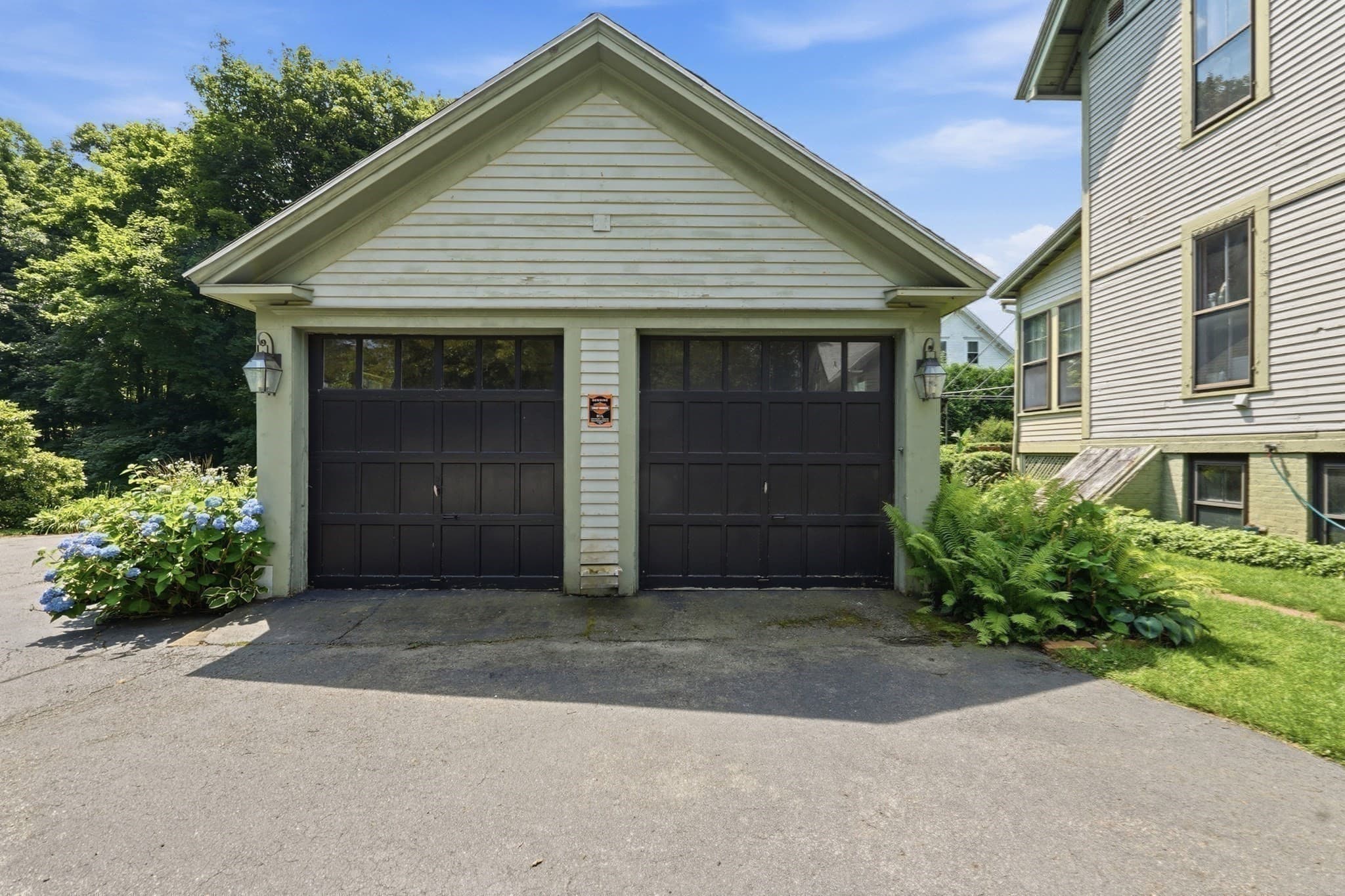 Single Family Residence at 33 Gilbert St, North Brookfield MA 01535, North Brookfield, photo 15 of 42