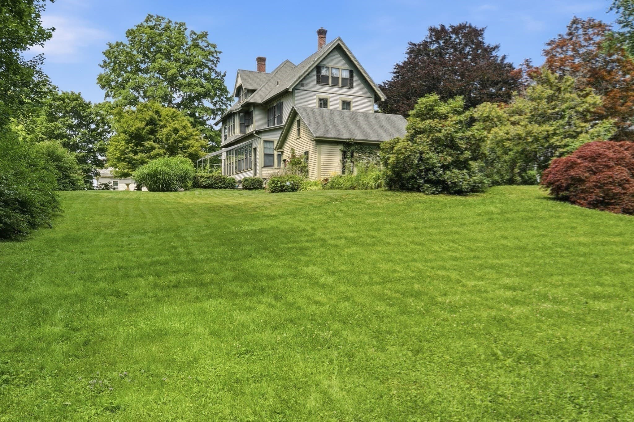 Single Family Residence at 33 Gilbert St, North Brookfield MA 01535, North Brookfield, photo 4 of 42