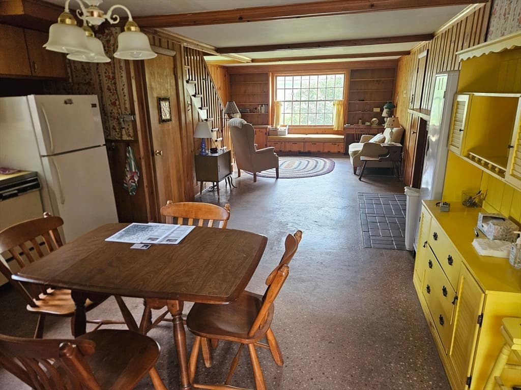 43 Summer St, Barre MA 01005 photo 8