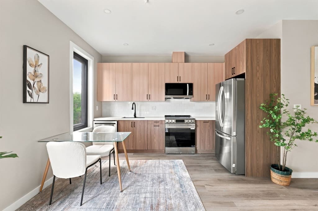 5-9 Family at 75 Maywood, Boston MA 02119, Boston, photo 9 of 22