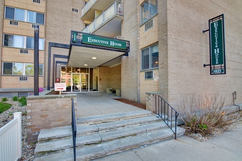 1025 Hancock St # 10C, Quincy MA 02169