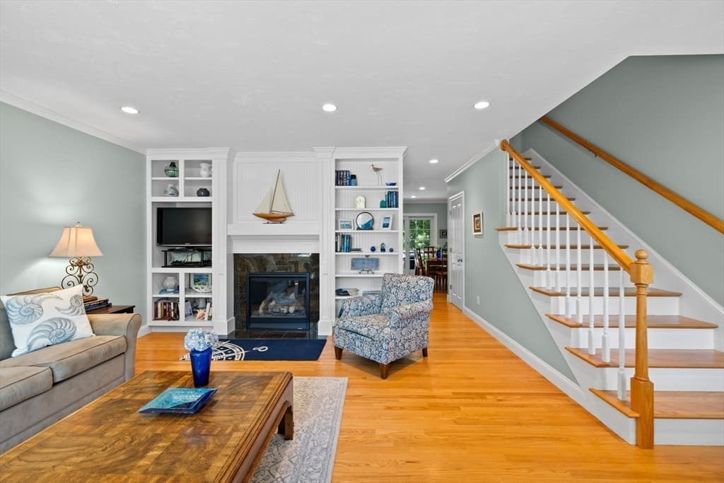 480 Main St # 15, Falmouth MA 02540 photo 7
